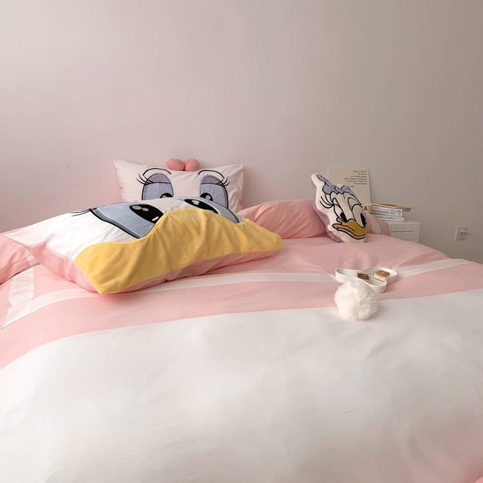 91家纺网 家纺一手货源 找家纺 朗莎 2023新款迪士尼系列水洗棉四件套 黛西