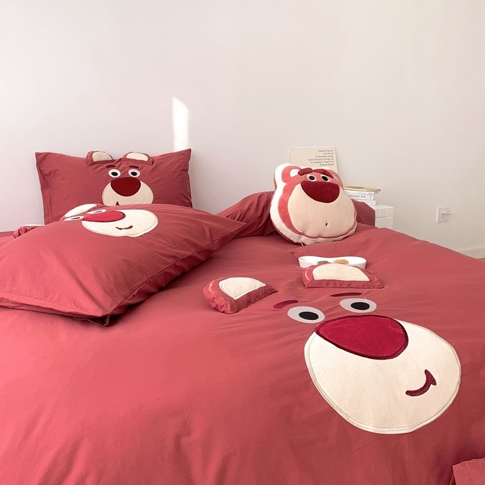 91家纺网 家纺一手货源 找家纺 朗莎 2023新款迪士尼系列水洗棉四件套 草莓熊