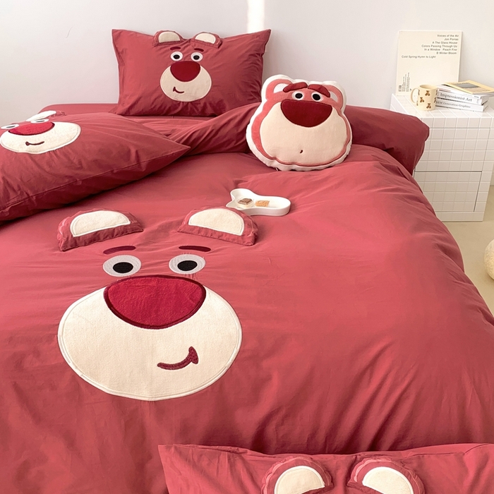 91家纺网 家纺一手货源 找家纺 朗莎 2023新款迪士尼系列水洗棉四件套 草莓熊