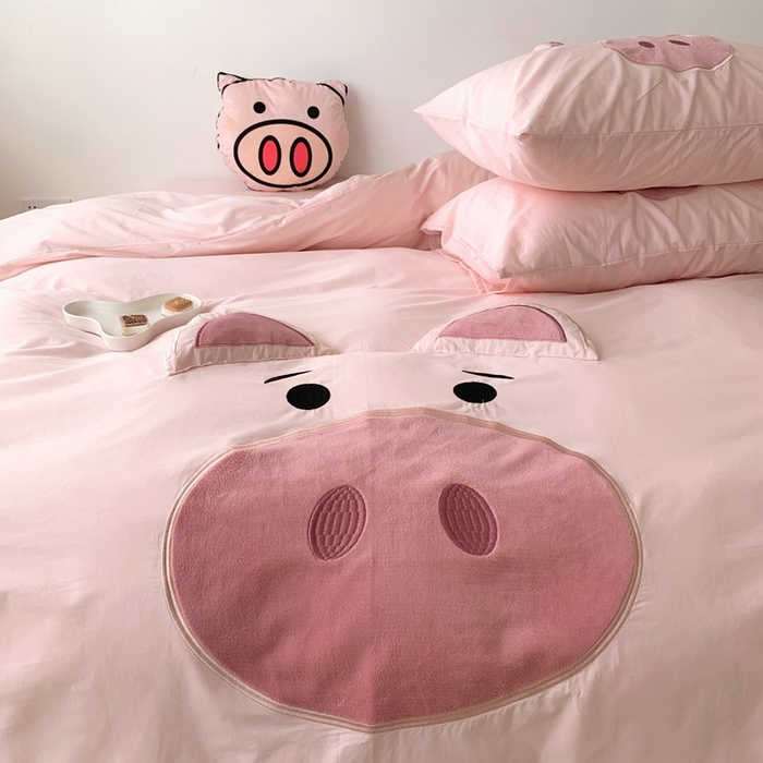 91家纺网 家纺一手货源 找家纺 朗莎 2023新款迪士尼系列水洗棉四件套 粉猪