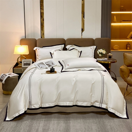 91家纺网 家纺一手货源 找家纺 鼎飞 2023新款全棉澳棉拼接绣花四件套--丹妮系列 丹妮-珠光白