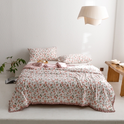 91家纺网 家纺一手货源 找家纺 有货 2023新款法式针织被印花夏被 玫瑰