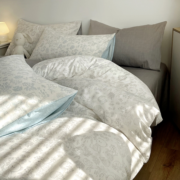 91家纺网 家纺一手货源 找家纺 千朵 2023新款13372全棉印花四件套 爱满园灰