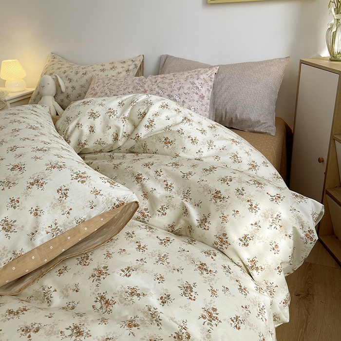 91家纺网 家纺一手货源 找家纺 千朵 2023新款13372全棉印花四件套 法式棕花