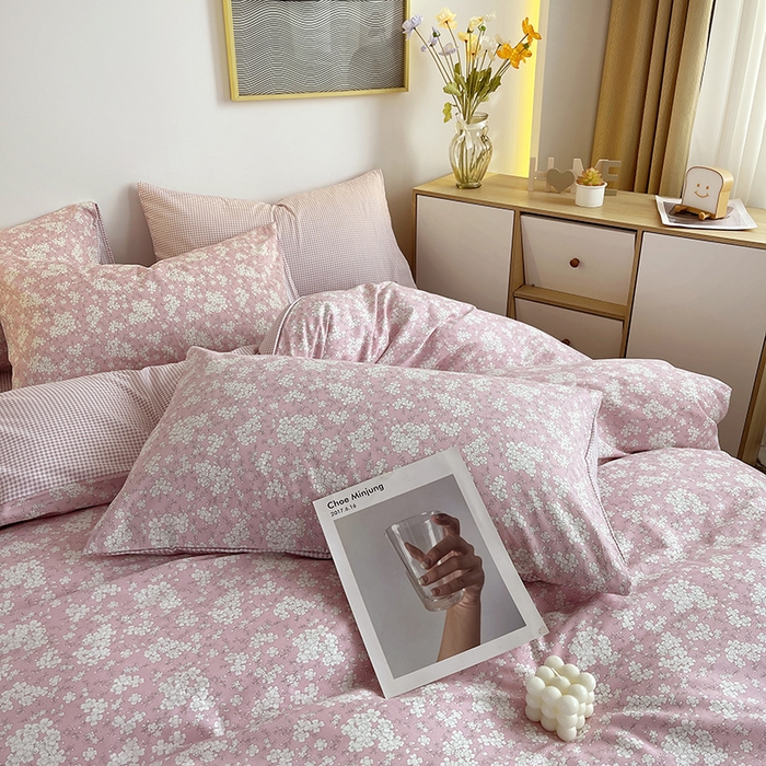 91家纺网 家纺一手货源 找家纺 千朵 2023新款13372全棉印花四件套 粉黛