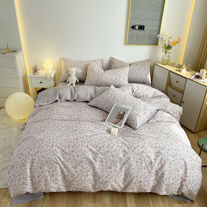 91家纺网 家纺一手货源 找家纺 千朵 2023新款13372全棉印花四件套 梨花紫