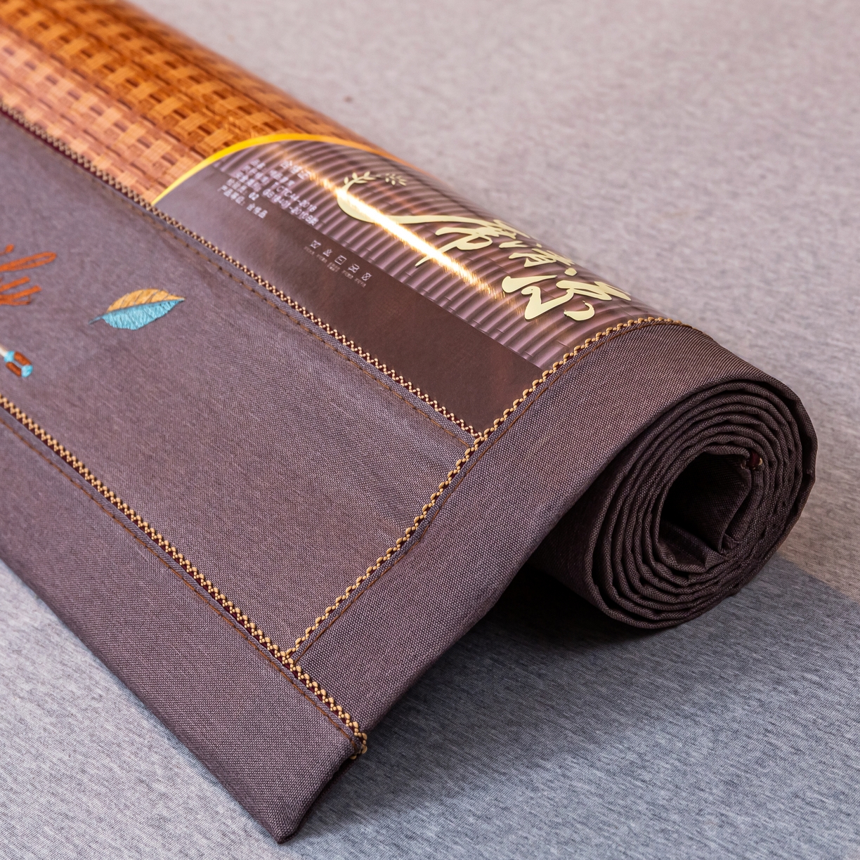 91家纺网 家纺一手货源 找家纺 （总）新月家纺 2023新款年年有余竹青冰丝凉席