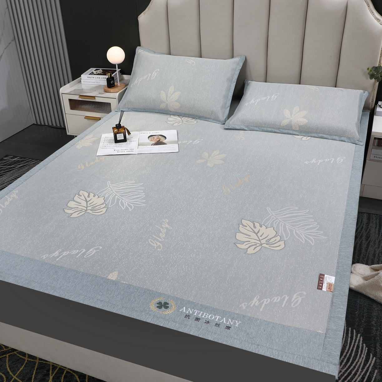 91家纺网 家纺一手货源 找家纺 新月家纺 2023新款防滑无纺布牛奶冰丝席 芭蕉叶