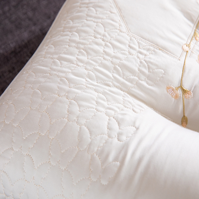 91家纺网 家纺一手货源 找家纺 九州枕芯2023新款蚕丝蛋白枕 粉色