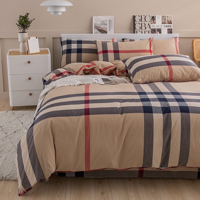 91家纺网 家纺一手货源 找家纺 栩裕纺织2025新款全棉水洗棉学生三件套四件套 宝莉 (咖大格）