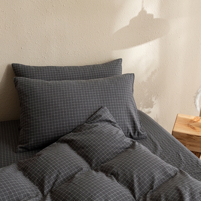 91家纺网 家纺一手货源 找家纺 栩裕纺织2025新款全棉水洗棉学生三件套四件套 潮格（黑）