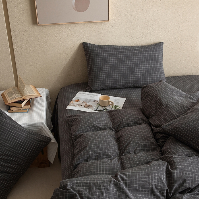 91家纺网 家纺一手货源 找家纺 栩裕纺织2025新款全棉水洗棉学生三件套四件套 潮格（黑）