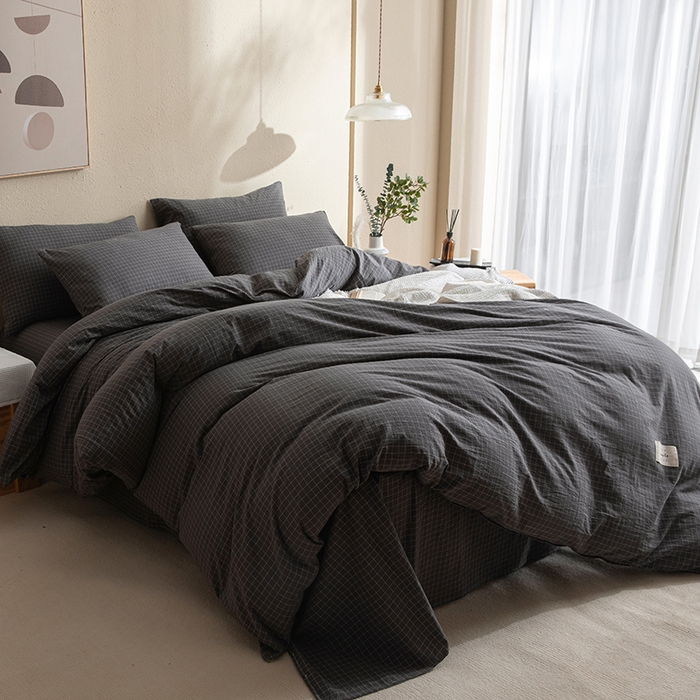 91家纺网 家纺一手货源 找家纺 栩裕纺织2025新款全棉水洗棉学生三件套四件套 潮格（黑）