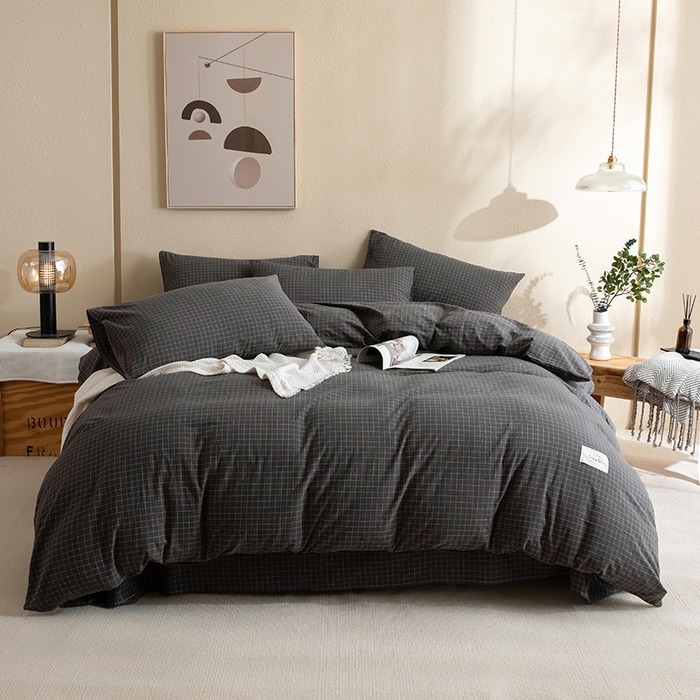 91家纺网 家纺一手货源 找家纺 栩裕纺织2025新款全棉水洗棉学生三件套四件套 潮格（黑）