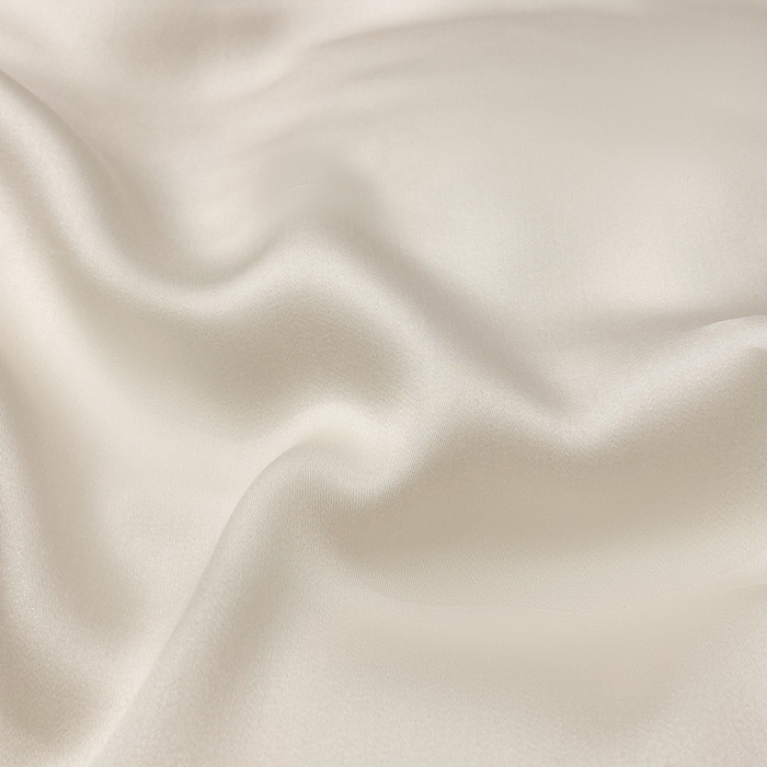 91家纺网 家纺一手货源 找家纺 花愿 2025新款水洗真丝刺绣四件套-羽梦系列 奶昔白+奶茶