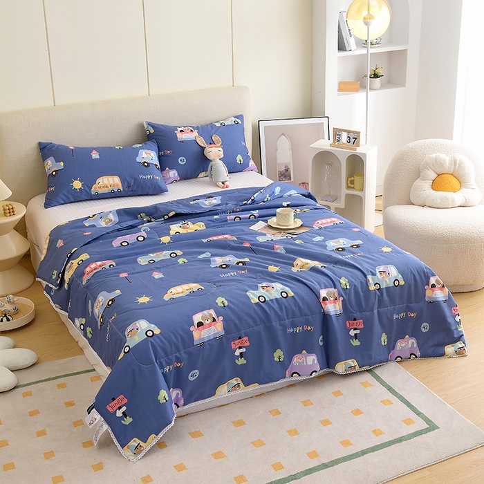 91家纺网 家纺一手货源 找家纺 德芙 2023新款全棉印花卡通夏被四件套 宝宝巴士