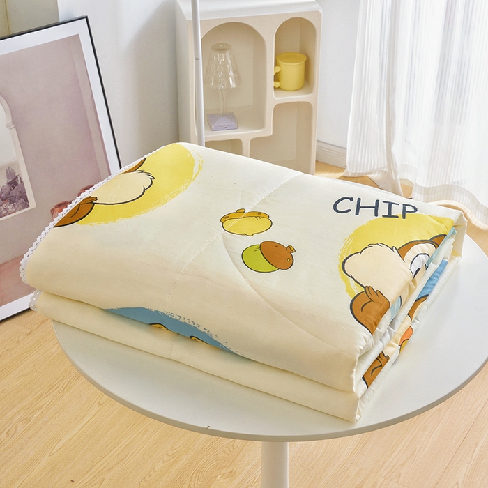 91家纺网 家纺一手货源 找家纺 德芙 2023新款全棉印花卡通夏被四件套 奇奇和蒂蒂