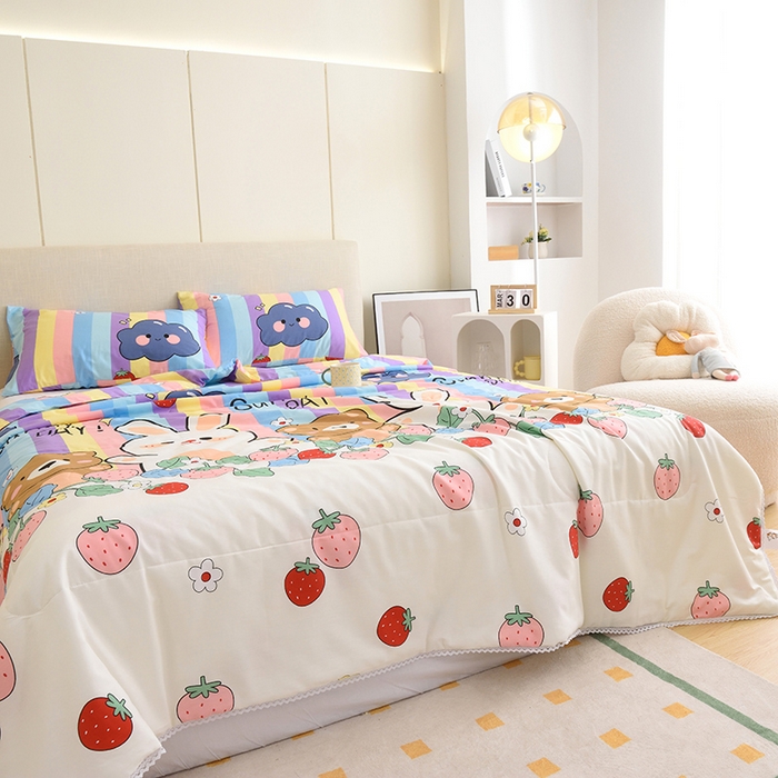 91家纺网 家纺一手货源 找家纺 德芙 2023新款全棉印花卡通夏被四件套 天真小兔