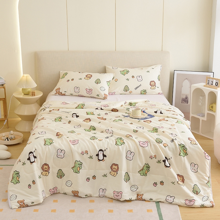 91家纺网 家纺一手货源 找家纺 德芙 2023新款全棉印花卡通夏被四件套 野餐派对