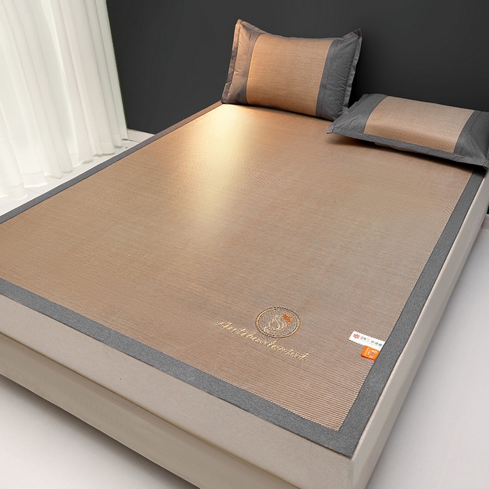 91家纺网 家纺一手货源 找家纺 伊被源2023新款女王款刺绣冰藤席1200D可机洗可折叠冰丝席-戴菲 戴菲 香槟金