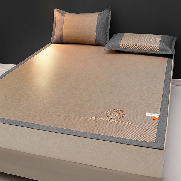 91家纺网 家纺一手货源 找家纺 伊被源2023新款女王款刺绣冰藤席1200D可机洗可折叠冰丝席-戴菲 戴菲 香槟金