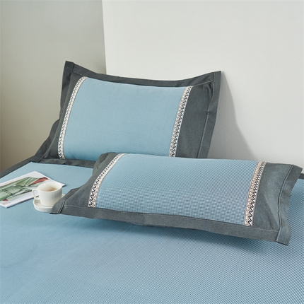 21度C 2023新款千鸟格碳光冰丝枕套可机洗水洗 天空蓝