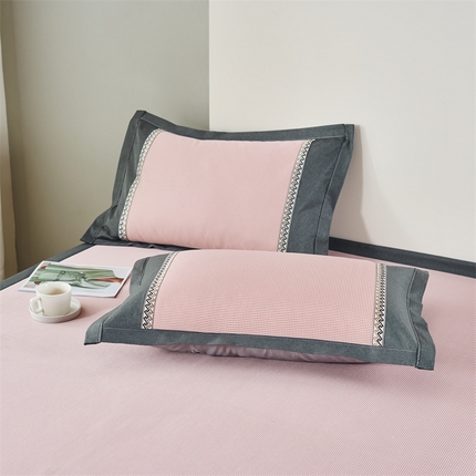 21度C 2023新款千鸟格碳光冰丝枕套可机洗水洗 樱花粉