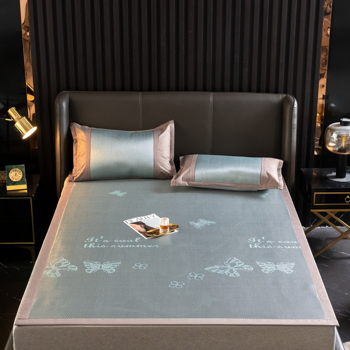 91家纺网 家纺一手货源 找家纺  伊被源  2023新款高密度纺织碳光冰藤席 蝴蝶-灰绿