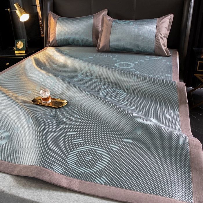 91家纺网 家纺一手货源 找家纺  伊被源  2023新款高密度纺织碳光冰藤席 路易登-灰绿