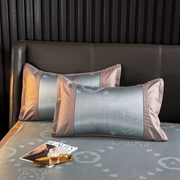 91家纺网 家纺一手货源 找家纺  伊被源  2023新款高密度纺织碳光冰藤席 路易登-灰绿