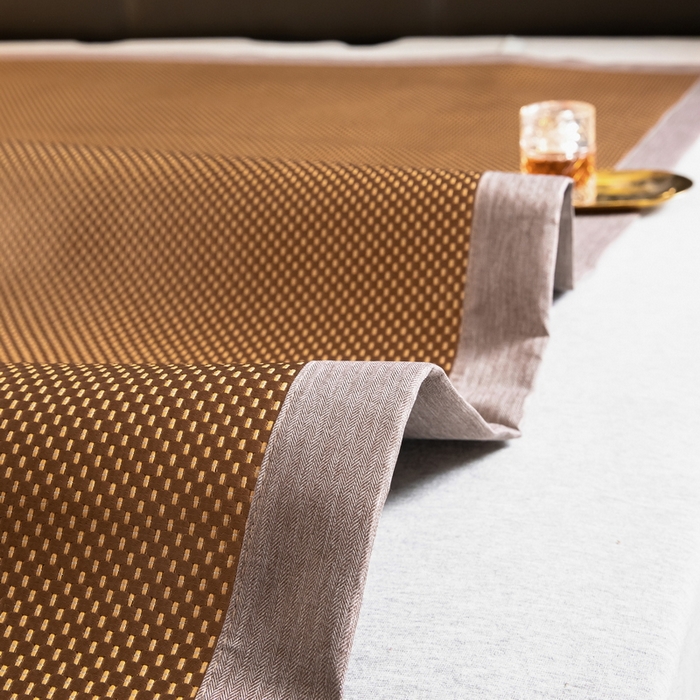 91家纺网 家纺一手货源 找家纺  伊被源  2023新款高密度纺织碳光冰藤席 冰川-咖