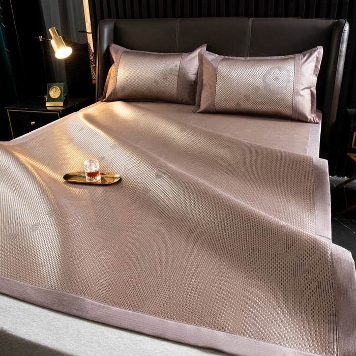 91家纺网 家纺一手货源 找家纺  伊被源  2023新款高密度纺织碳光冰藤席 路易登-香槟