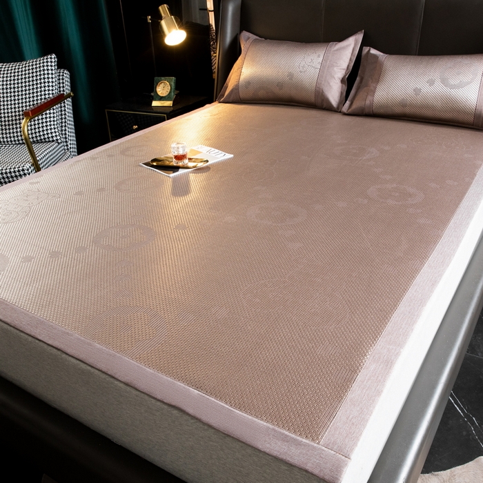 91家纺网 家纺一手货源 找家纺  伊被源  2023新款高密度纺织碳光冰藤席 路易登-香槟