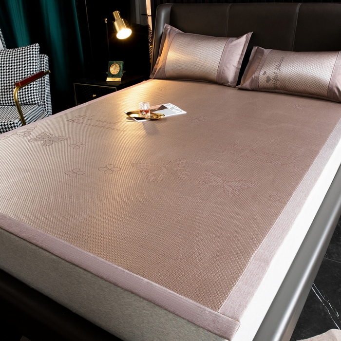 91家纺网 家纺一手货源 找家纺  伊被源  2023新款高密度纺织碳光冰藤席 蝴蝶-香槟