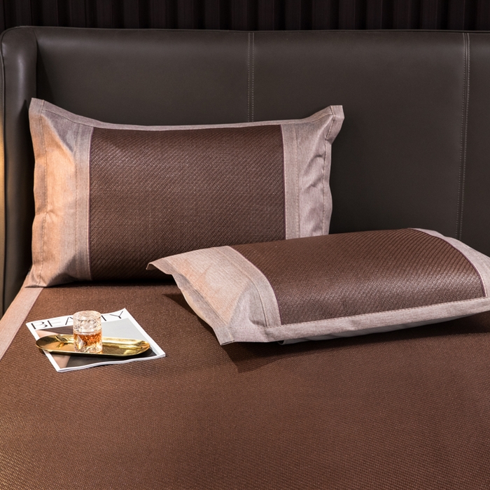 91家纺网 家纺一手货源 找家纺  伊被源  2023新款山茶刺绣艾草凉席系列 山茶刺绣艾草火山炭