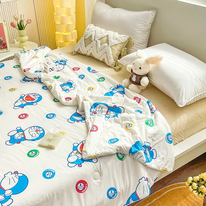 91家纺网 家纺一手货源 找家纺 亚龙2023新款A类针织棉多啦A梦专版授权夏被 哆啦A梦-白