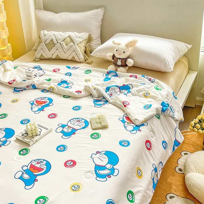 91家纺网 家纺一手货源 找家纺 亚龙2023新款A类针织棉多啦A梦专版授权夏被 哆啦A梦-白