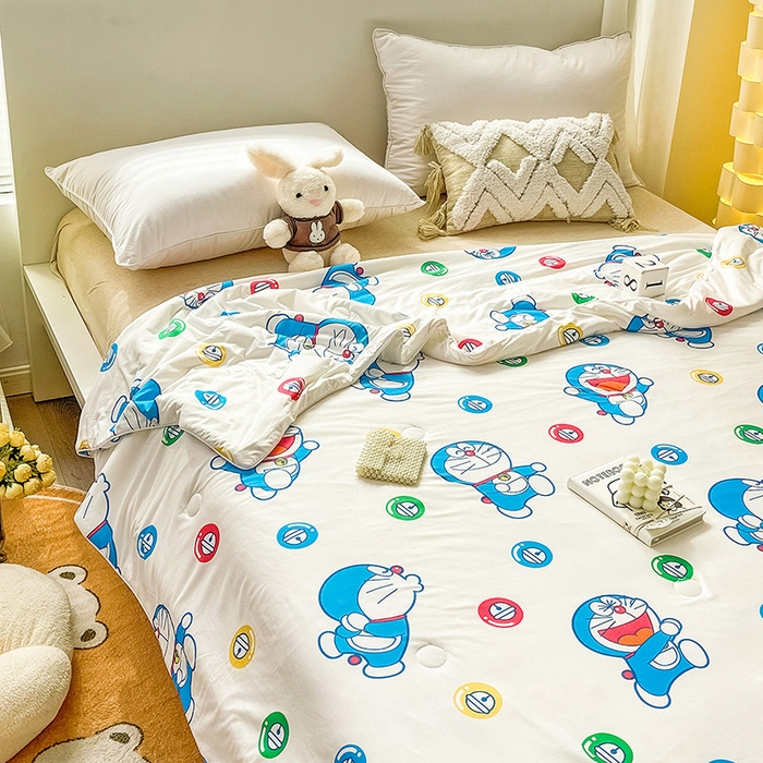 91家纺网 家纺一手货源 找家纺 亚龙2023新款A类针织棉多啦A梦专版授权夏被 哆啦A梦-白