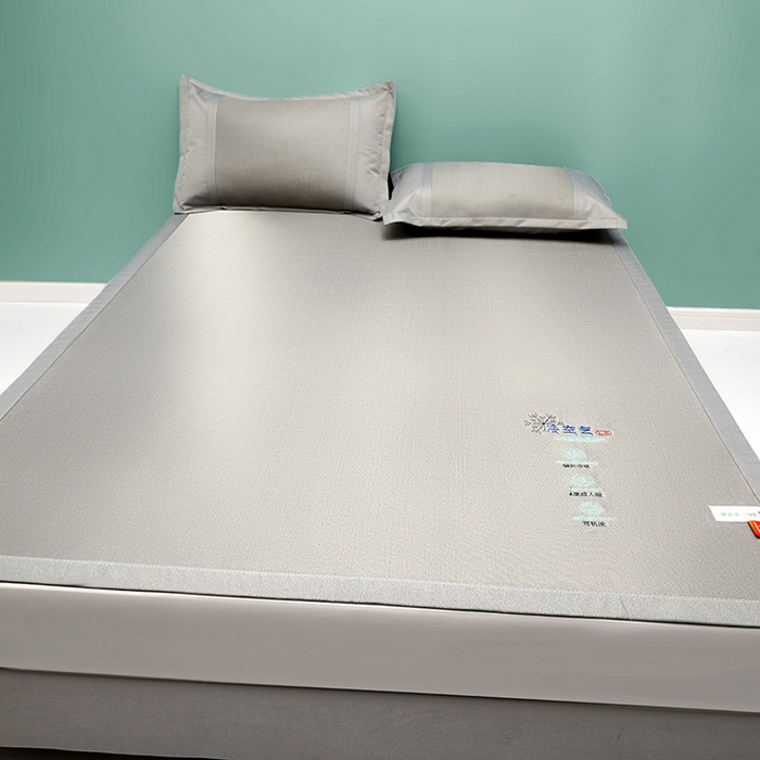 91家纺网 家纺一手货源 找家纺 2023新款凉感冰藤刺绣软席-冰镇席、酷爽席 酷爽席-浅灰