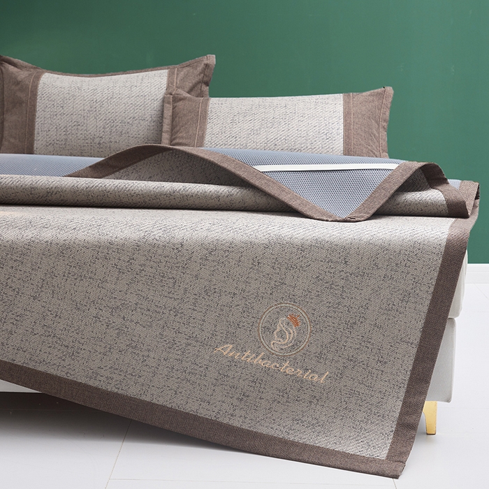 91家纺网 家纺一手货源 找家纺 伊被源 2023新款加厚刺绣古藤席三件套-可可西里 可可西里-银灰