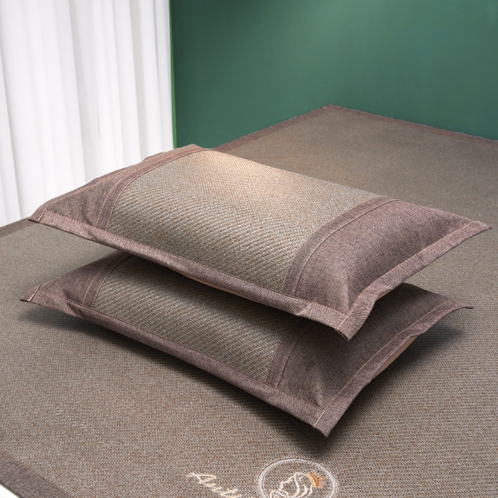 91家纺网 家纺一手货源 找家纺 伊被源 2023新款加厚刺绣古藤席三件套-可可西里 可可西里-棕灰