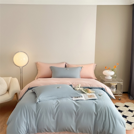 91家纺网 家纺一手货源 找家纺 （总）秀色家纺 2025新品Ａ类60s长绒棉唤醒系列四件套 唤醒-奶昔白+天空蓝