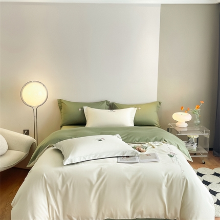 91家纺网 家纺一手货源 找家纺 （总）秀色家纺 2025新品Ａ类60s长绒棉唤醒系列四件套 唤醒-奶昔白+天空蓝