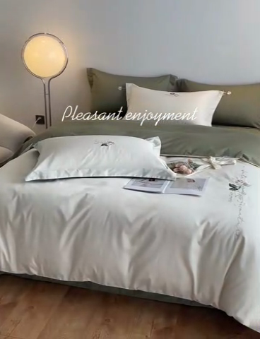 91家纺网 家纺一手货源 找家纺 （总）秀色家纺 2025新品Ａ类60s长绒棉唤醒系列四件套 唤醒-奶昔白+莺茶绿