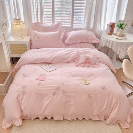 91家纺网 家纺一手货源 找家纺 （总）2025新款A类60S全棉水洗棉刺绣花边四件套