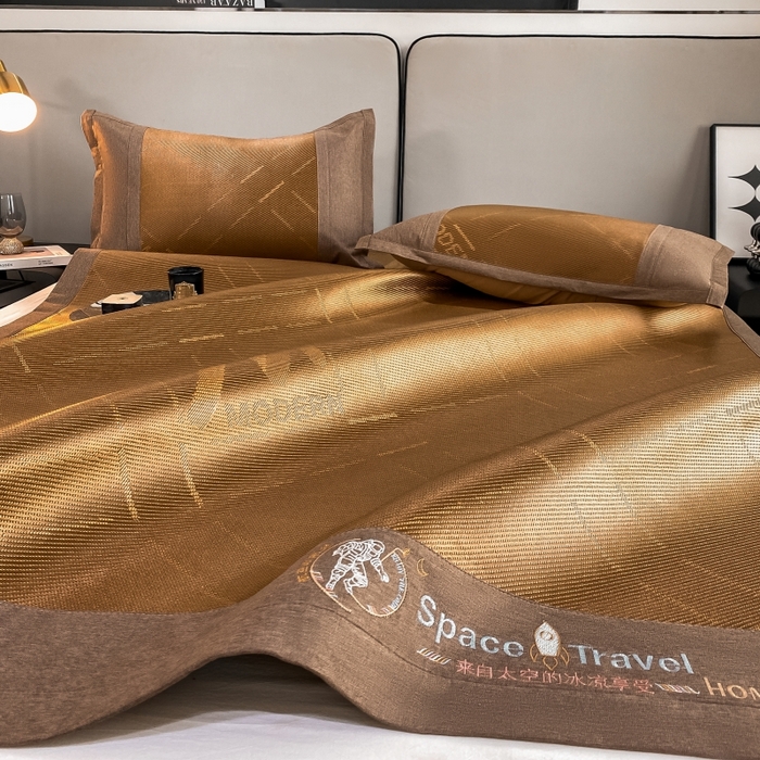 91家纺网 家纺一手货源 找家纺 伊被源 23新款提花冰藤席三件套-宇航员 太空冰帛丝冰藤碳咖床席款