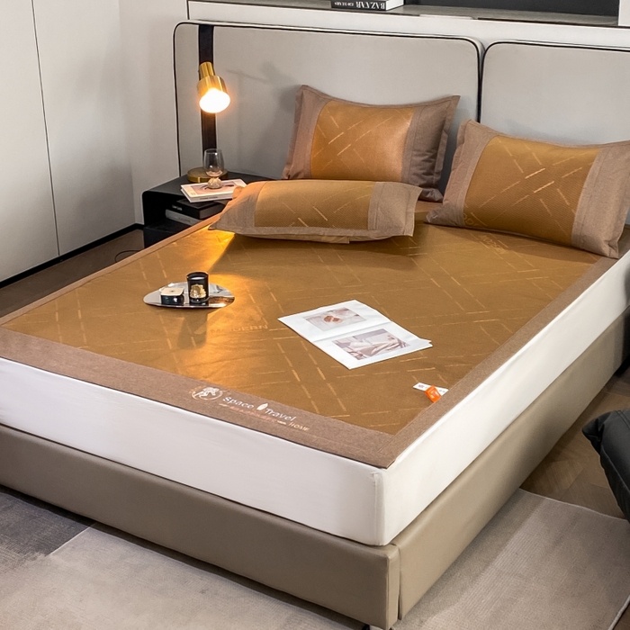 91家纺网 家纺一手货源 找家纺 伊被源 23新款提花冰藤席三件套-宇航员 太空冰帛丝冰藤碳咖床席款