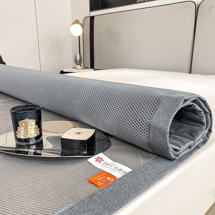 91家纺网 家纺一手货源 找家纺 伊被源 23新款提花冰藤席三件套-宇航员 太空冰帛丝冰藤优雅灰床席款