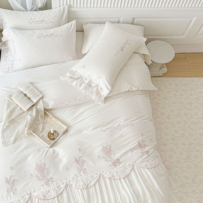 91家纺网 家纺一手货源 找家纺 亲亲公主2025新款全棉蕾丝公主风铃兰花开四件套 铃兰花开白色