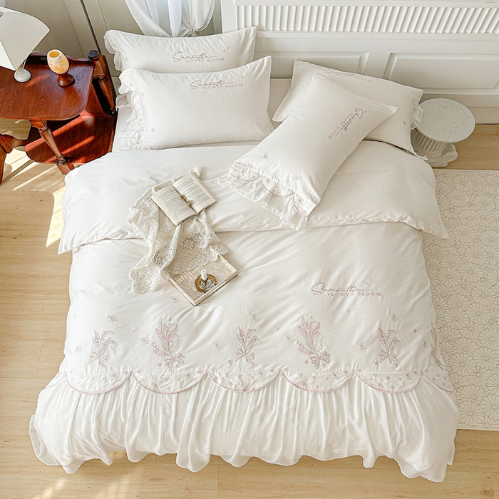 91家纺网 家纺一手货源 找家纺 亲亲公主2025新款全棉蕾丝公主风铃兰花开四件套 铃兰花开白色